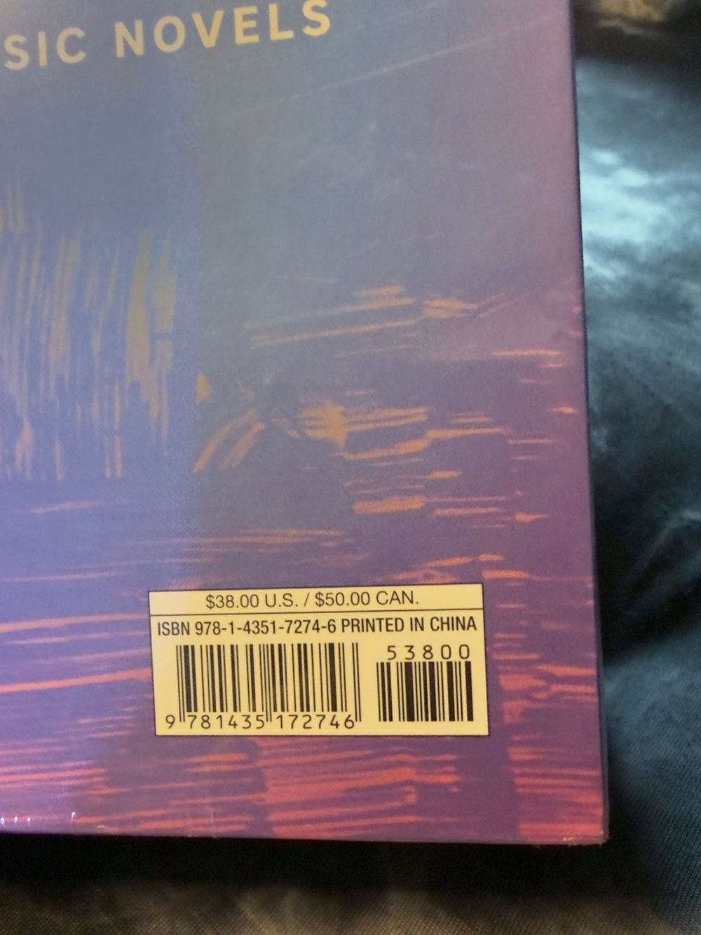 The Brontë Sisters Three Classic Novels 3 Book Box Set - Picture 6 of 6